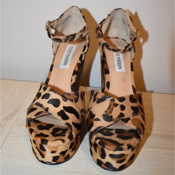 Steve Madden Cheetah Wedges - Picture 2 of 6